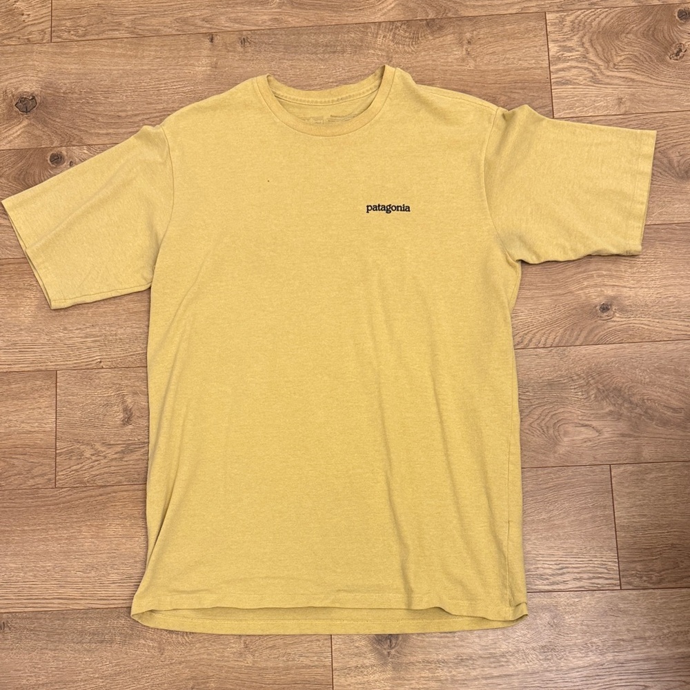 Patagonia Men's Mustard Short Sleeve Tee